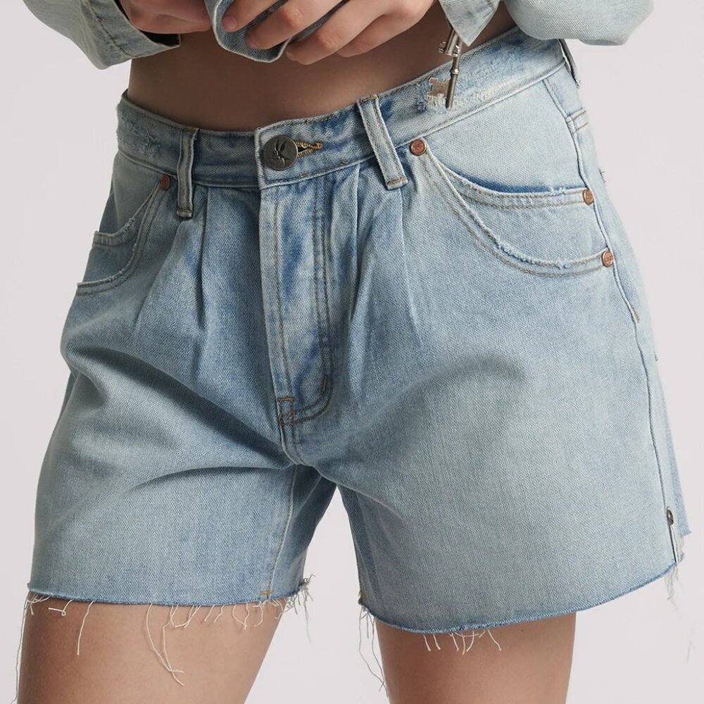 One Teaspoon X Free People Shakers Low Waist Relaxed Denim Shorts Hendrixe 33